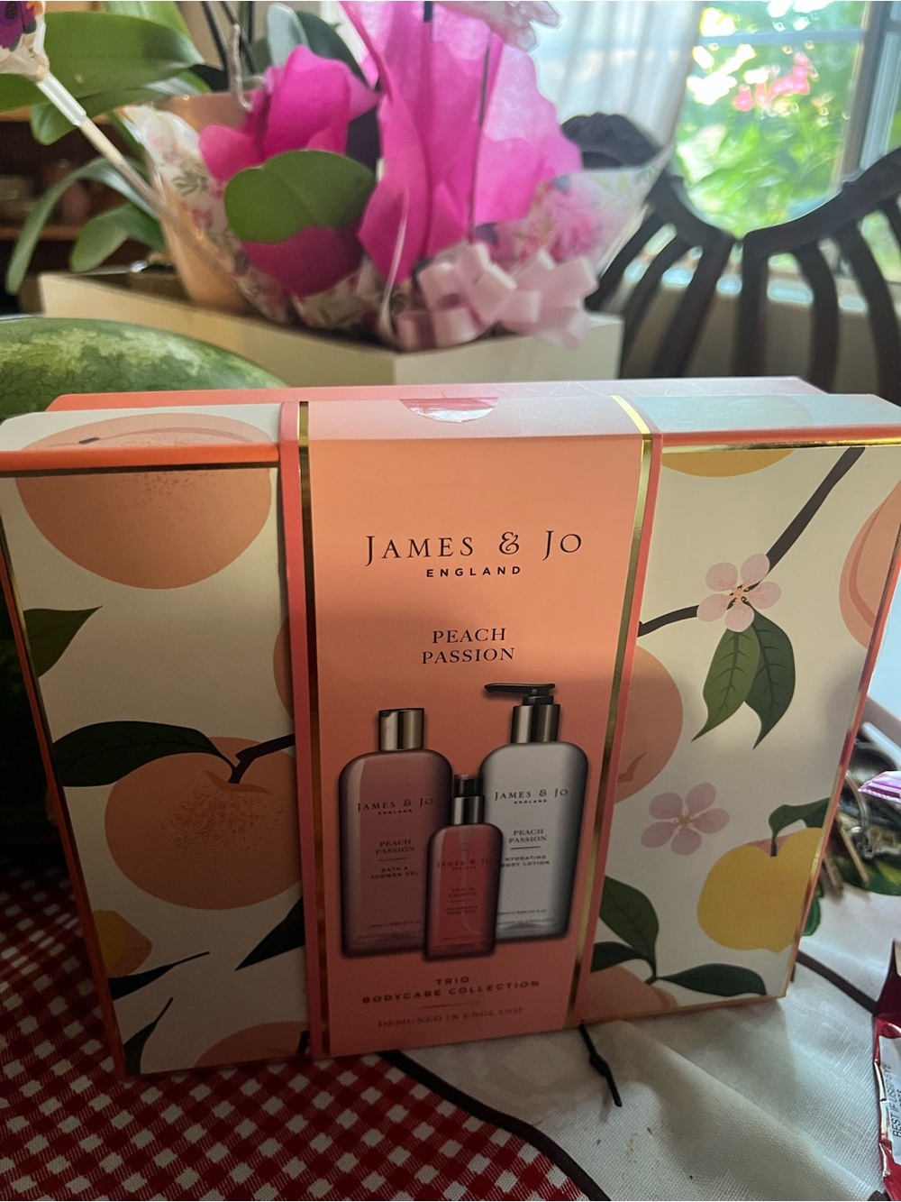 James & Jo Peach Passion Bath & Body Gift Set - Peach & Pink